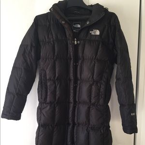 Woman's Northface down parka